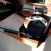 La auténtica Xbox One de Titanfall es solo para los empleados de Respawn