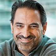 El fundador de Eidos Montreal explica por qué dejó del estudio y se pasó a los móviles