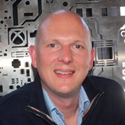 Phil Harrison ficha por Google