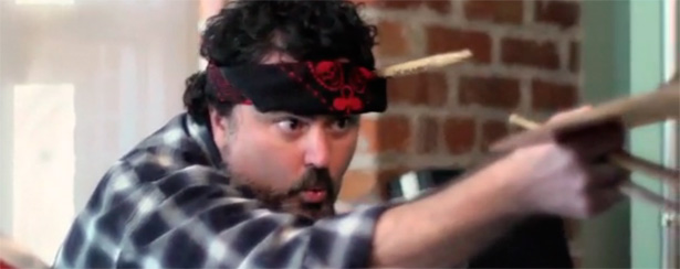 Tim Schafer no cree que las distribuidoras sean EL MAL
