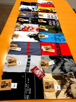 Uniqlo celebra el 25 aniversario de Metal Gear con estas camisetas Uniqlo celebra el 25 aniversario de Metal Gear con estas camisetas