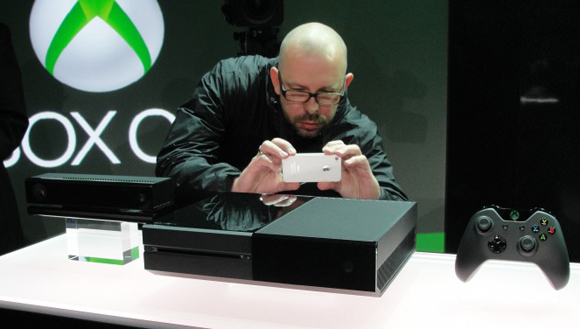 Microsoft: Xbox One es ideal para tenerla en una oficina
