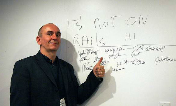 Peter Molyneux deja 22Cans para dar clases de religión en España