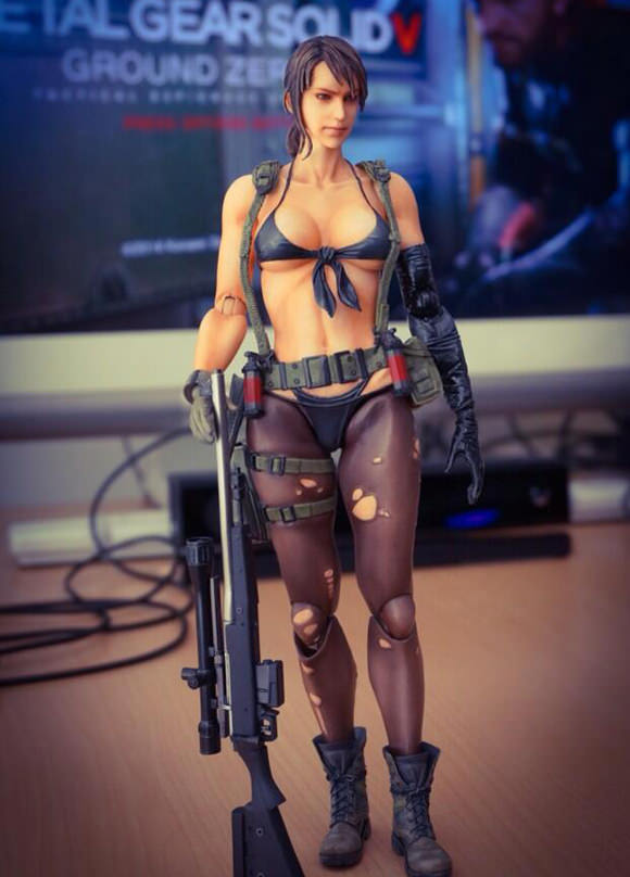 Kojima publica enseña la figura de Quiet, la francotiradora erótica