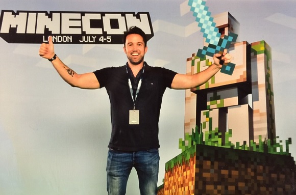 Rob McElhenney será el director de la película de Minecraft